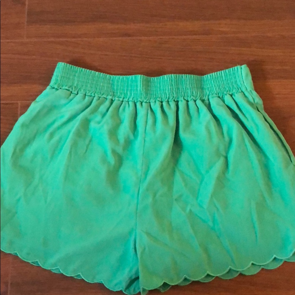 Shorts - Picture 3 of 3